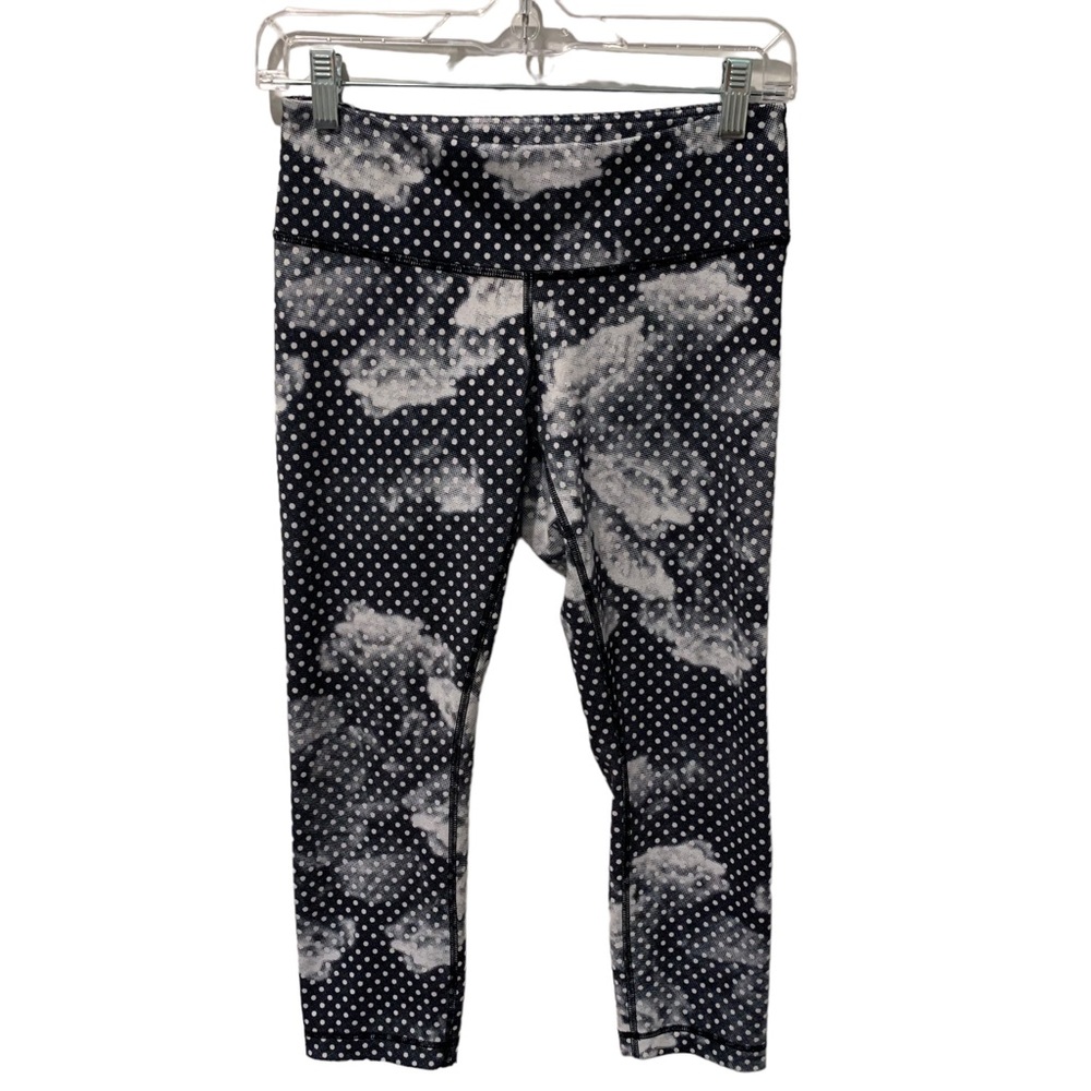Lululemon Wunder Under Cropped Leggings